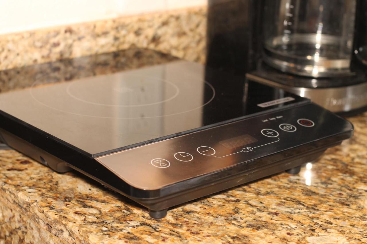 Papagayo Hotel Boutique 신데 델 카르멘 외부 사진 A portable hot plate